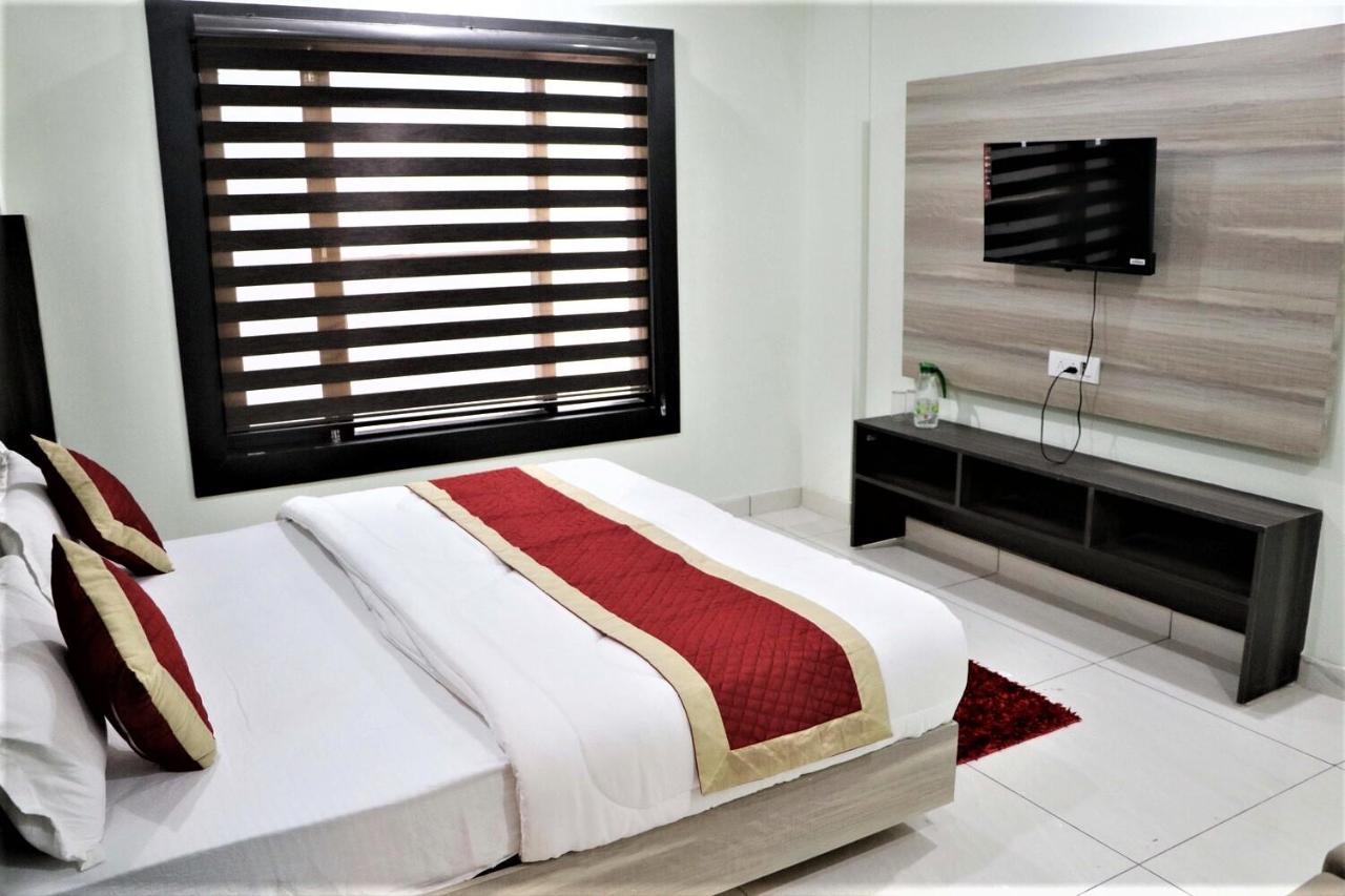 Hotel Blue Pine Haridwar Luaran gambar