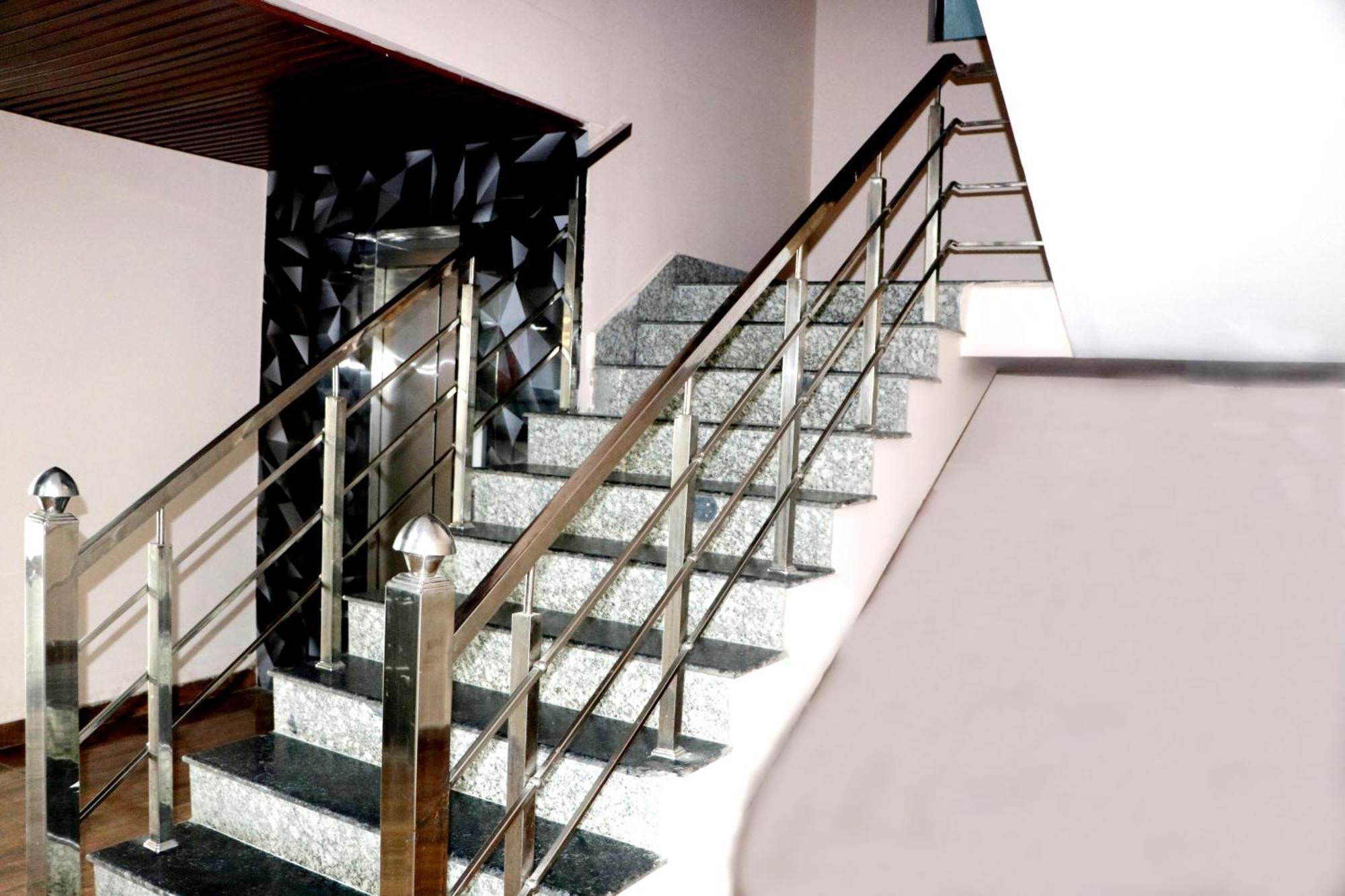 Hotel Blue Pine Haridwar Luaran gambar