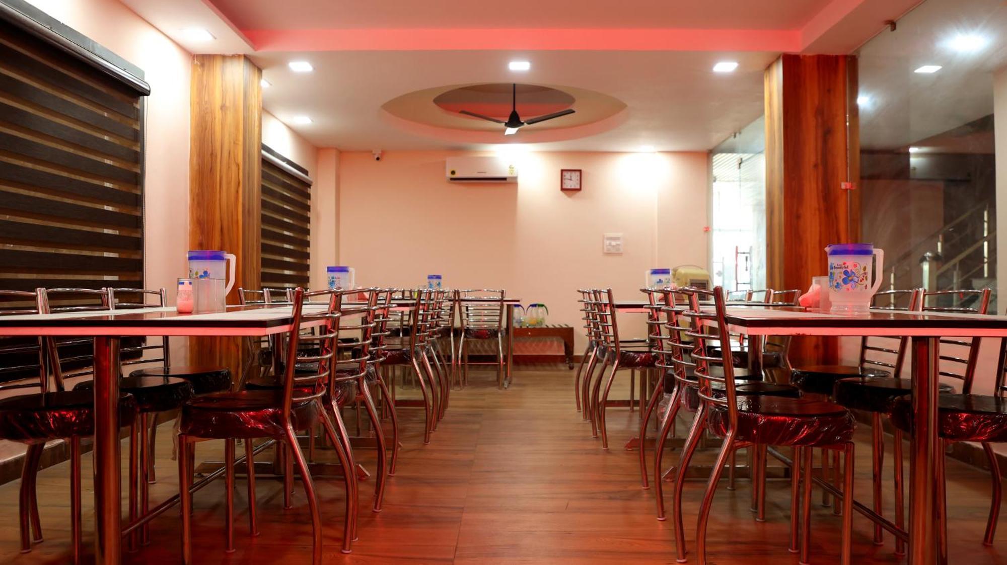 Hotel Blue Pine Haridwar Luaran gambar