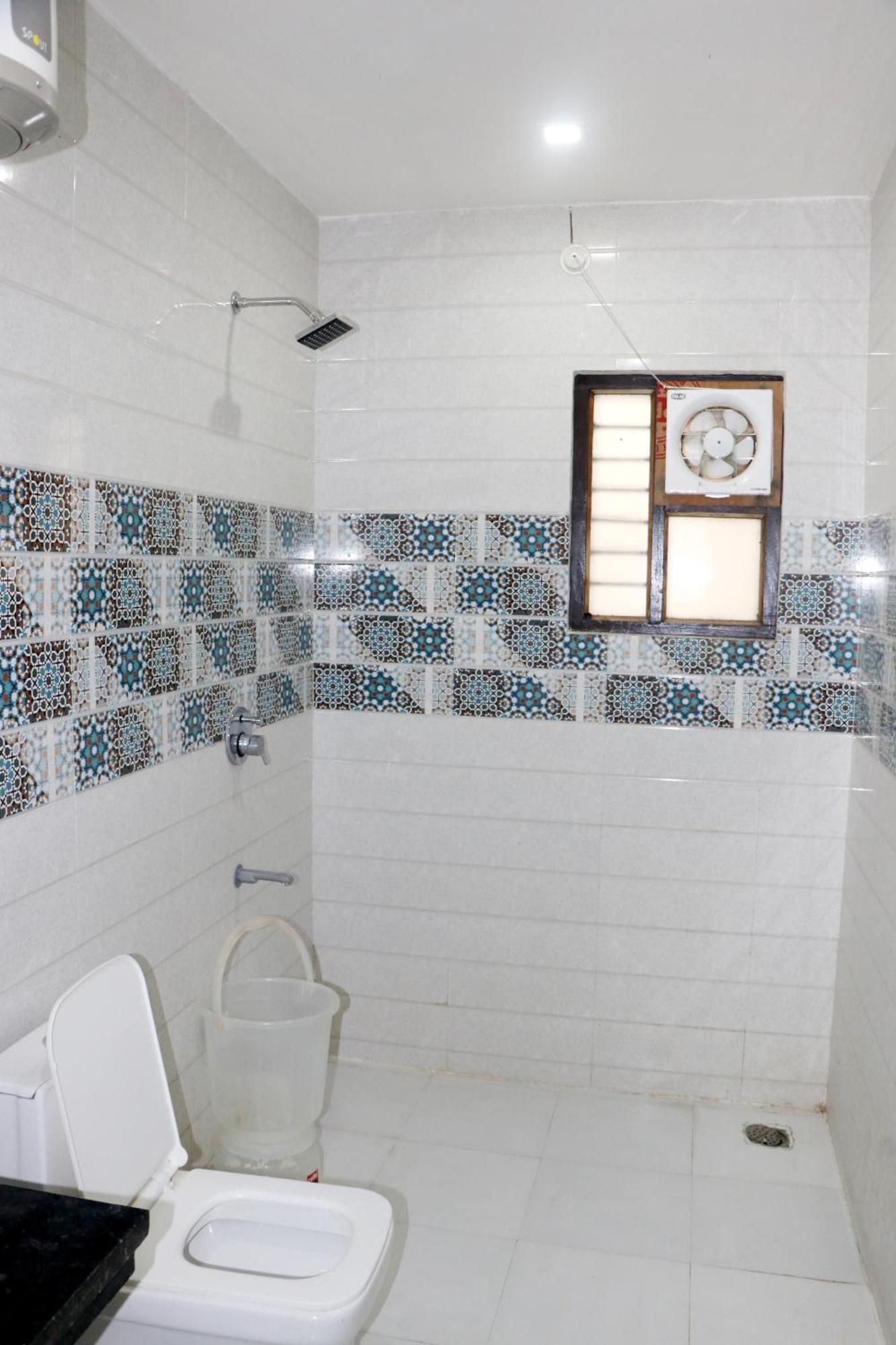 Hotel Blue Pine Haridwar Luaran gambar