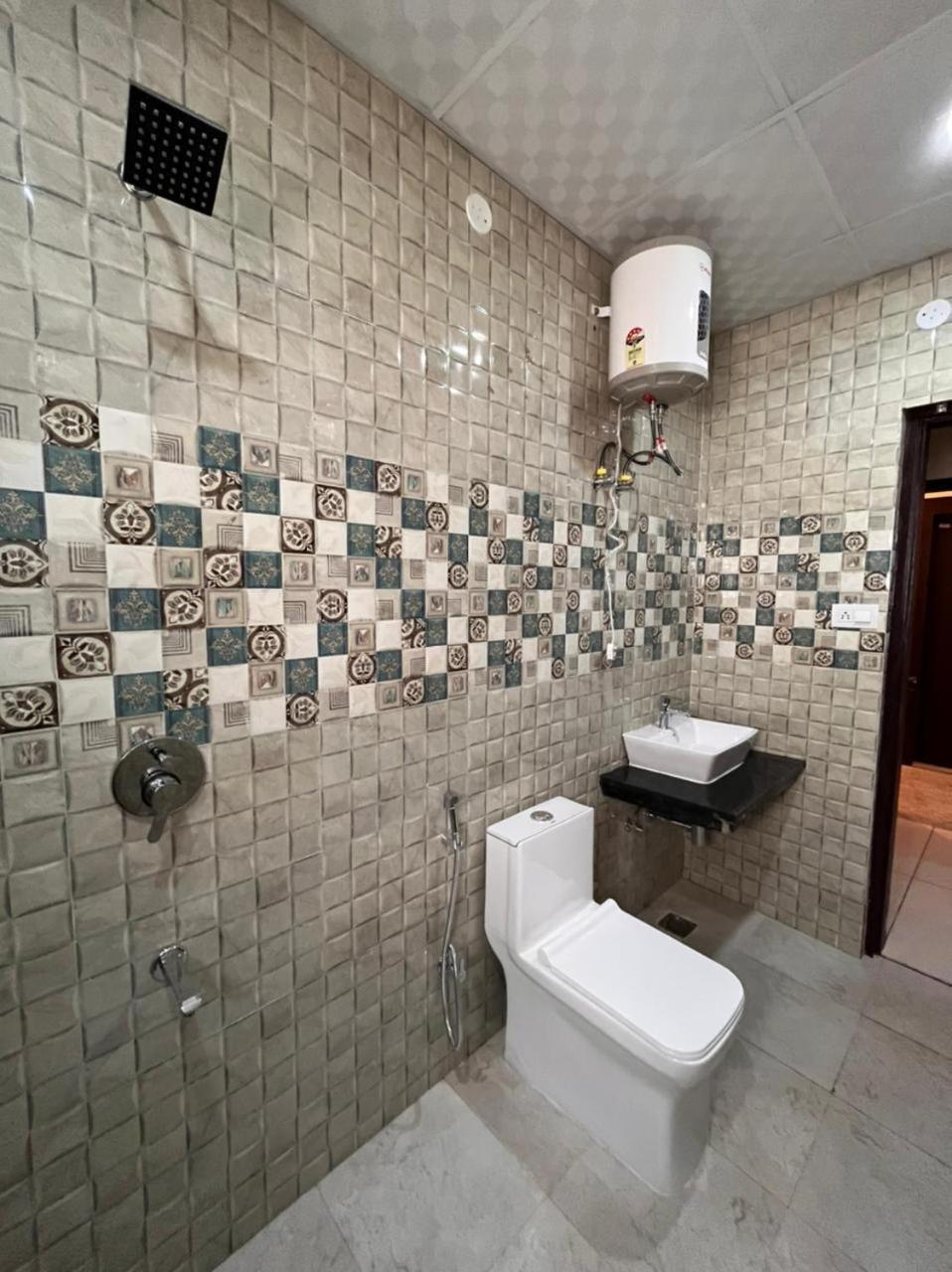 Hotel Blue Pine Haridwar Luaran gambar